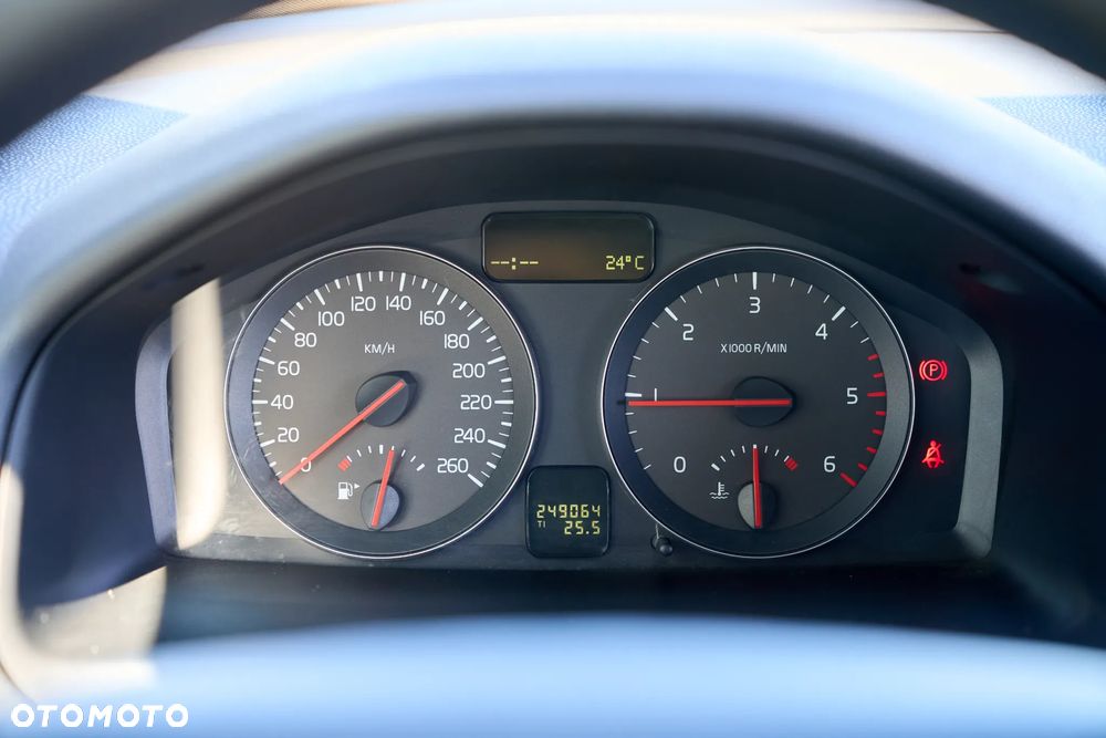 Volvo C30 2.0D Momentum - 5