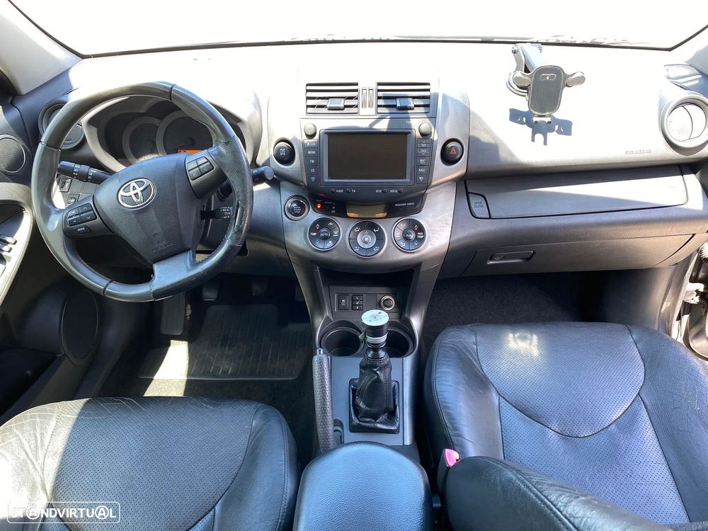 Toyota RAV4 2.2 D-4D Sol High Pack+NAVI - 12