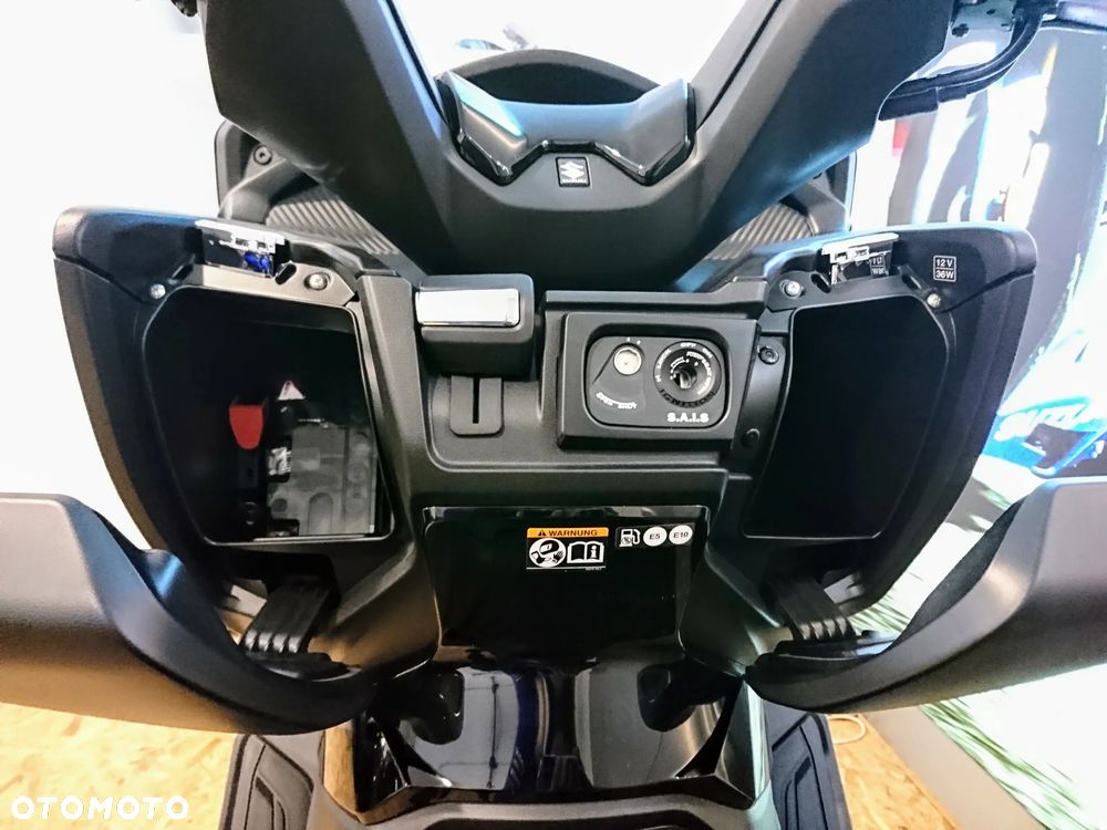 Suzuki Burgman - 3