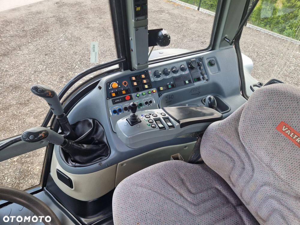 Valtra T190 HiTech PEŁZAKI SPRĘŻARKA - 8