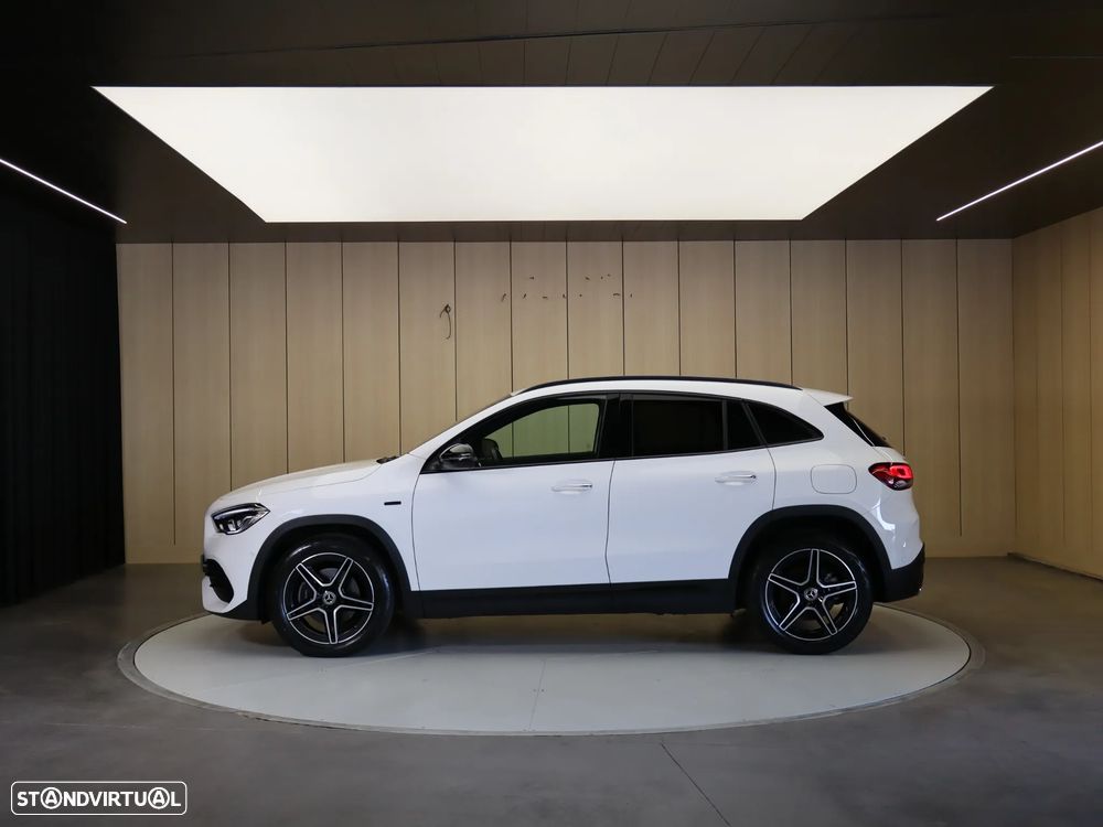 Mercedes-Benz GLA 250 e 8G-DCT AMG Line - 3