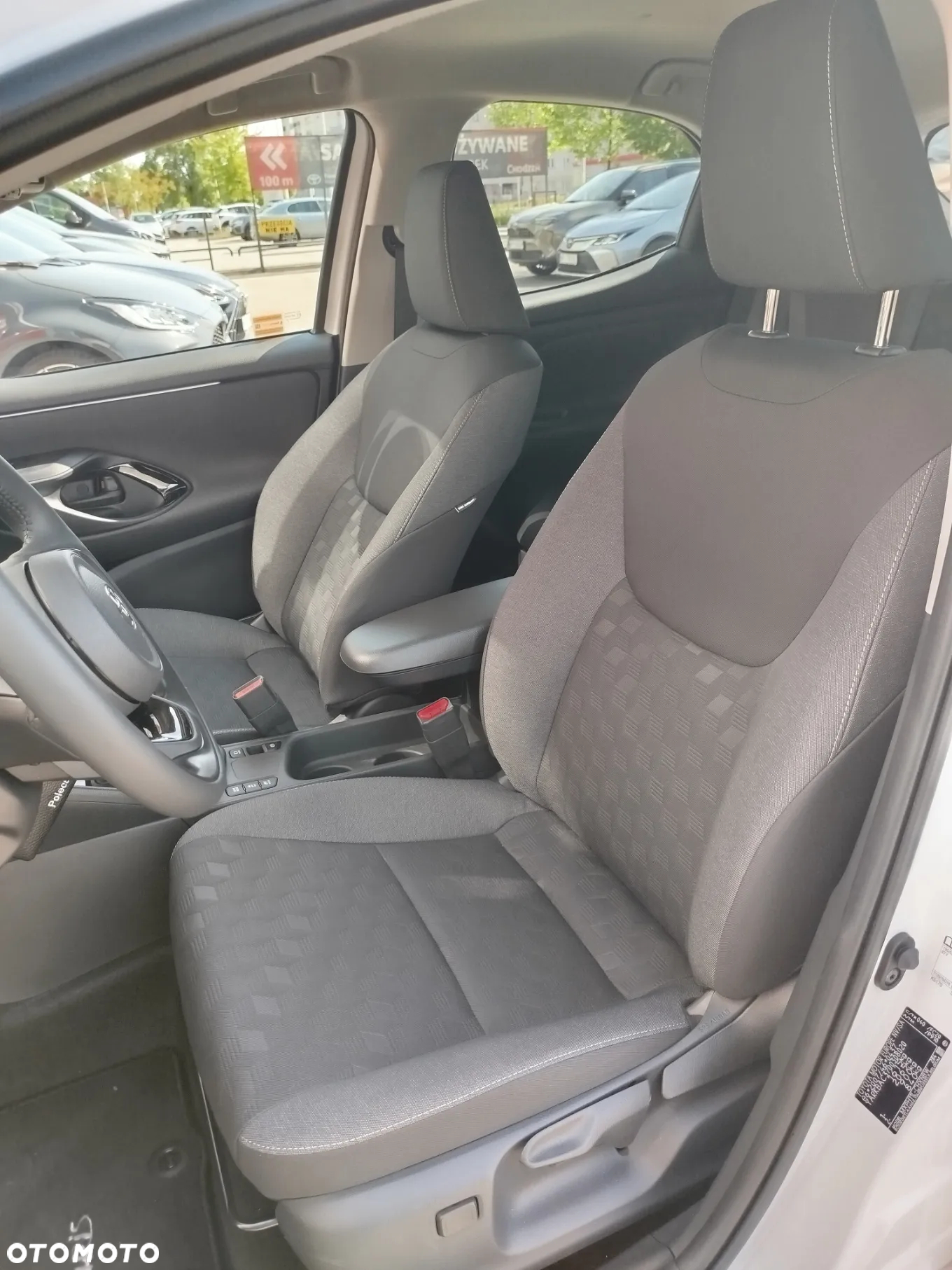 Toyota Yaris 1.5 Style CVT - 12