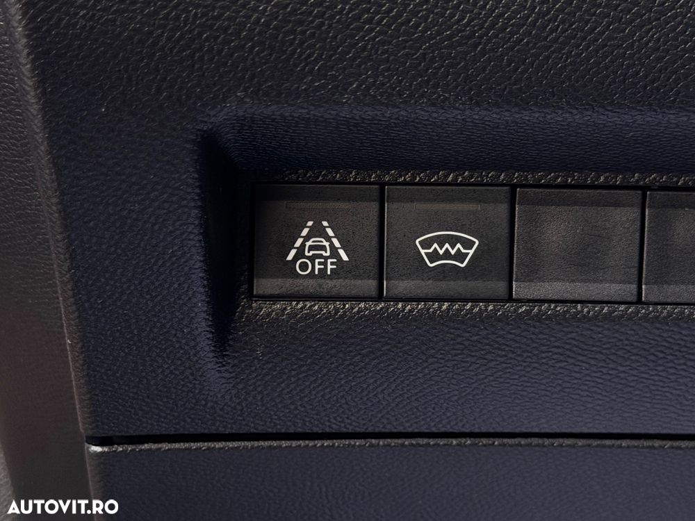 Peugeot 2008 1.2 PureTech Turbo S&S GT-Line - 20