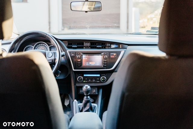 Toyota Auris 1.4 D-4D Comfort - 11