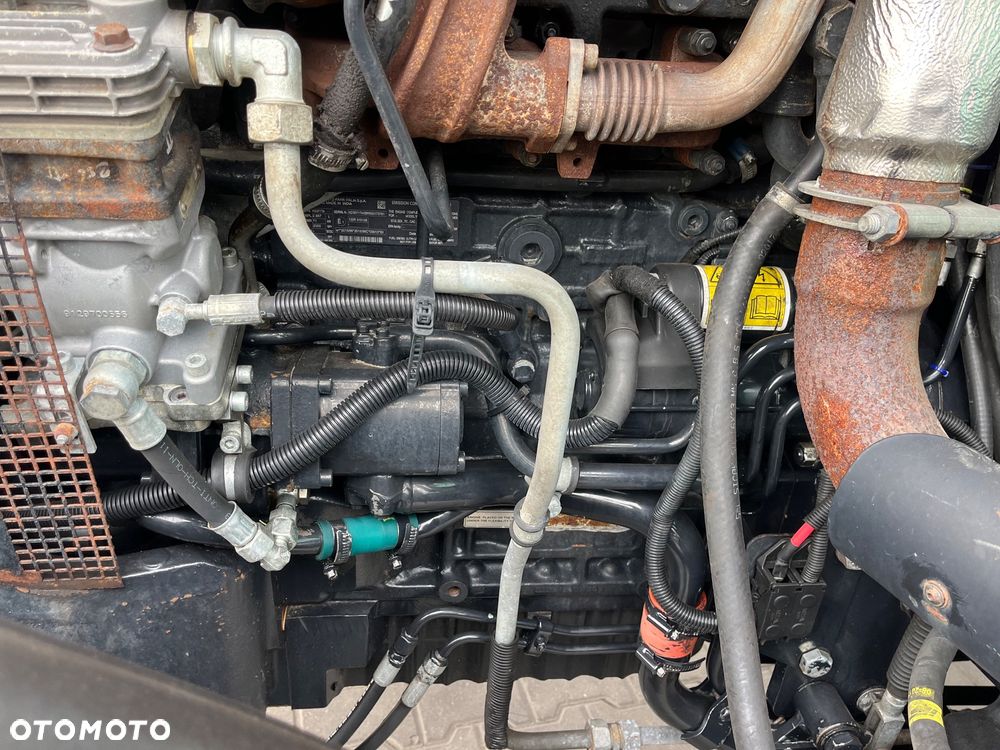 Deutz-Fahr 5100c - 17