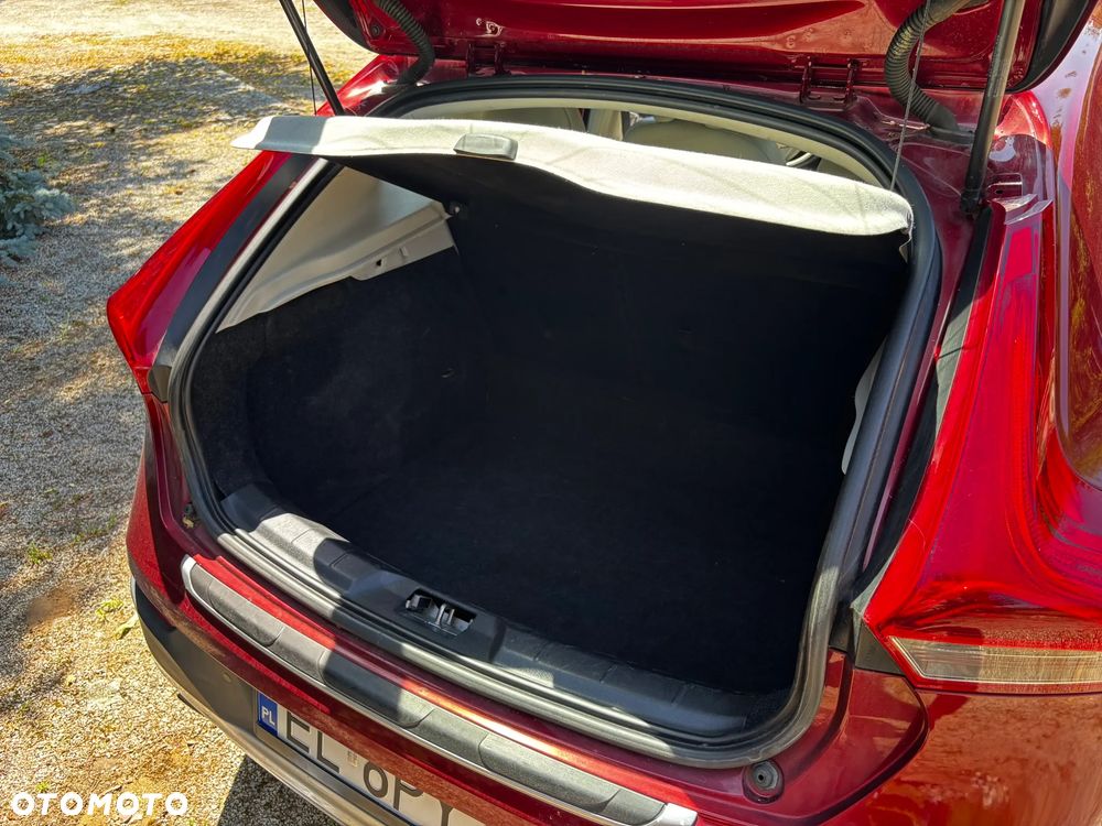 Volvo V40 Cross Country T4 Drive-E Momentum - 27