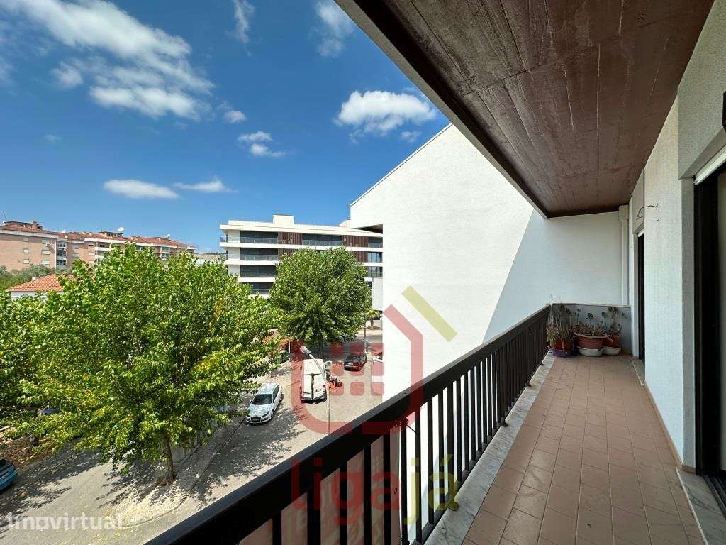 Apartamento T3 no Centro de Ourém - Grande imagem: 4/23