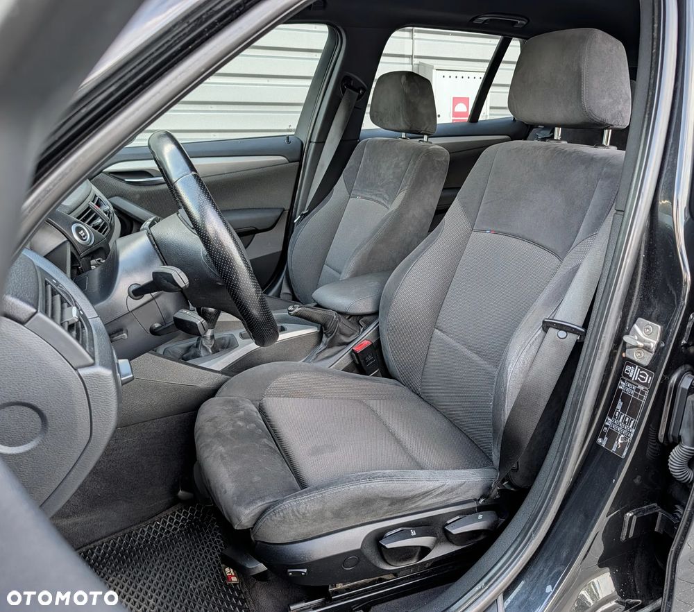 BMW X1 xDrive20d Sport Line - 6