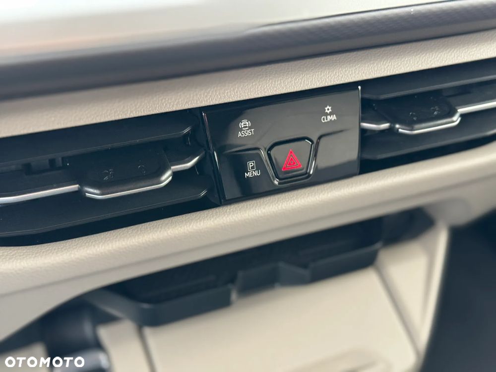 Volkswagen Multivan 2.0 TDI L2 Style DSG - 28