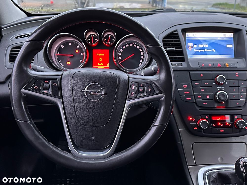 Opel Insignia 2.0 CDTI Design Edition - 16