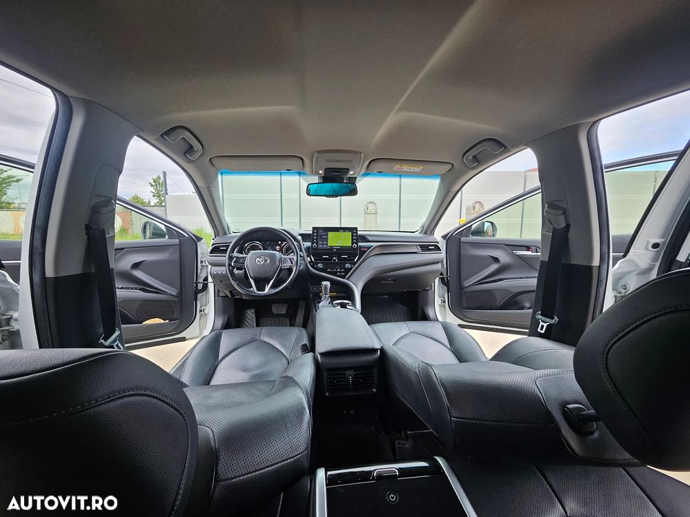 Toyota Camry 2.5 Exclusive - 13