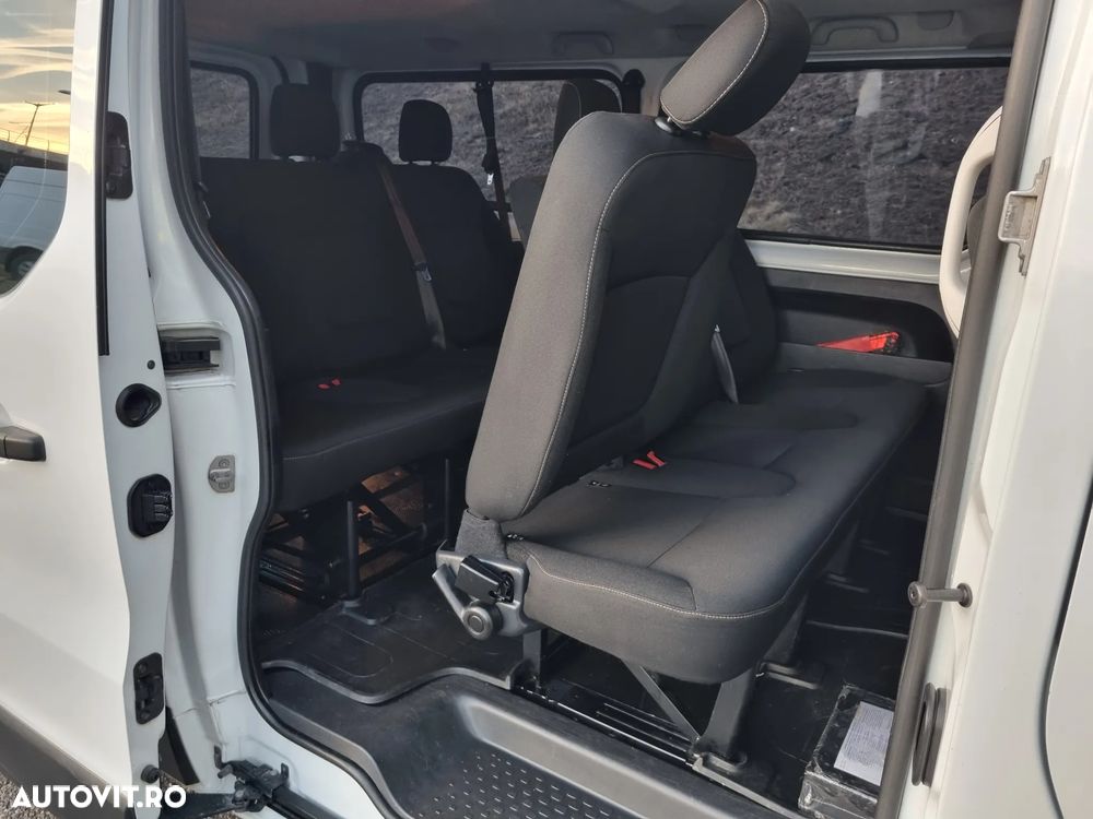 Renault Trafic - 23
