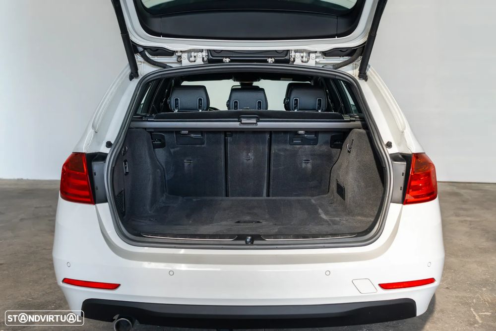 BMW 320 d Touring Auto Pack M - 21