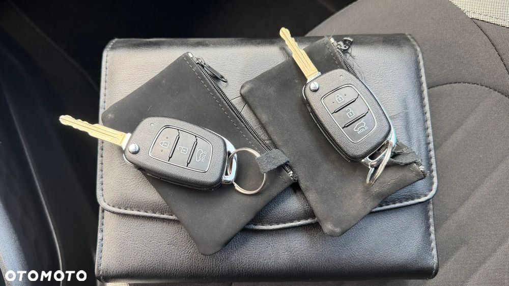 Hyundai i10 1.0 blue Pure - 35