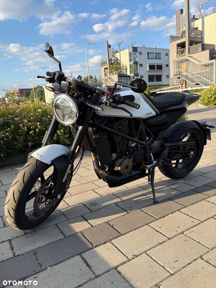 Husqvarna Vitpilen - 3