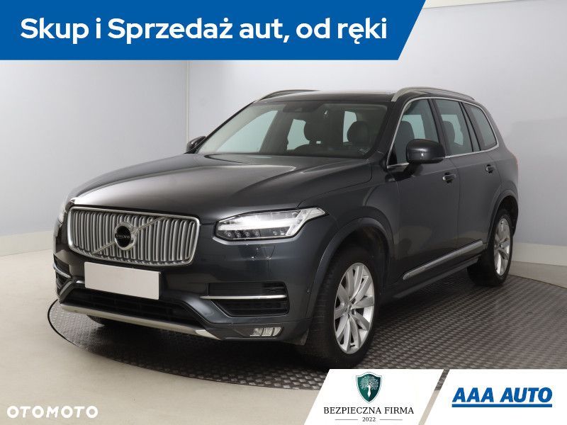 Volvo XC 90 - 3