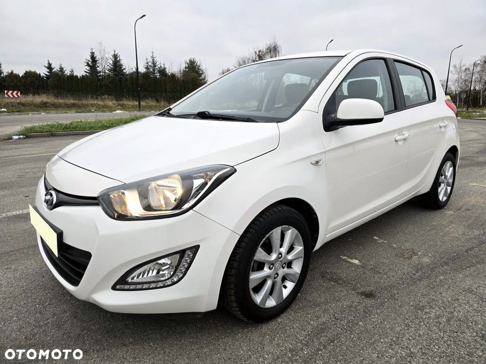 Hyundai i20 1.1 CRDi Comfort - 14