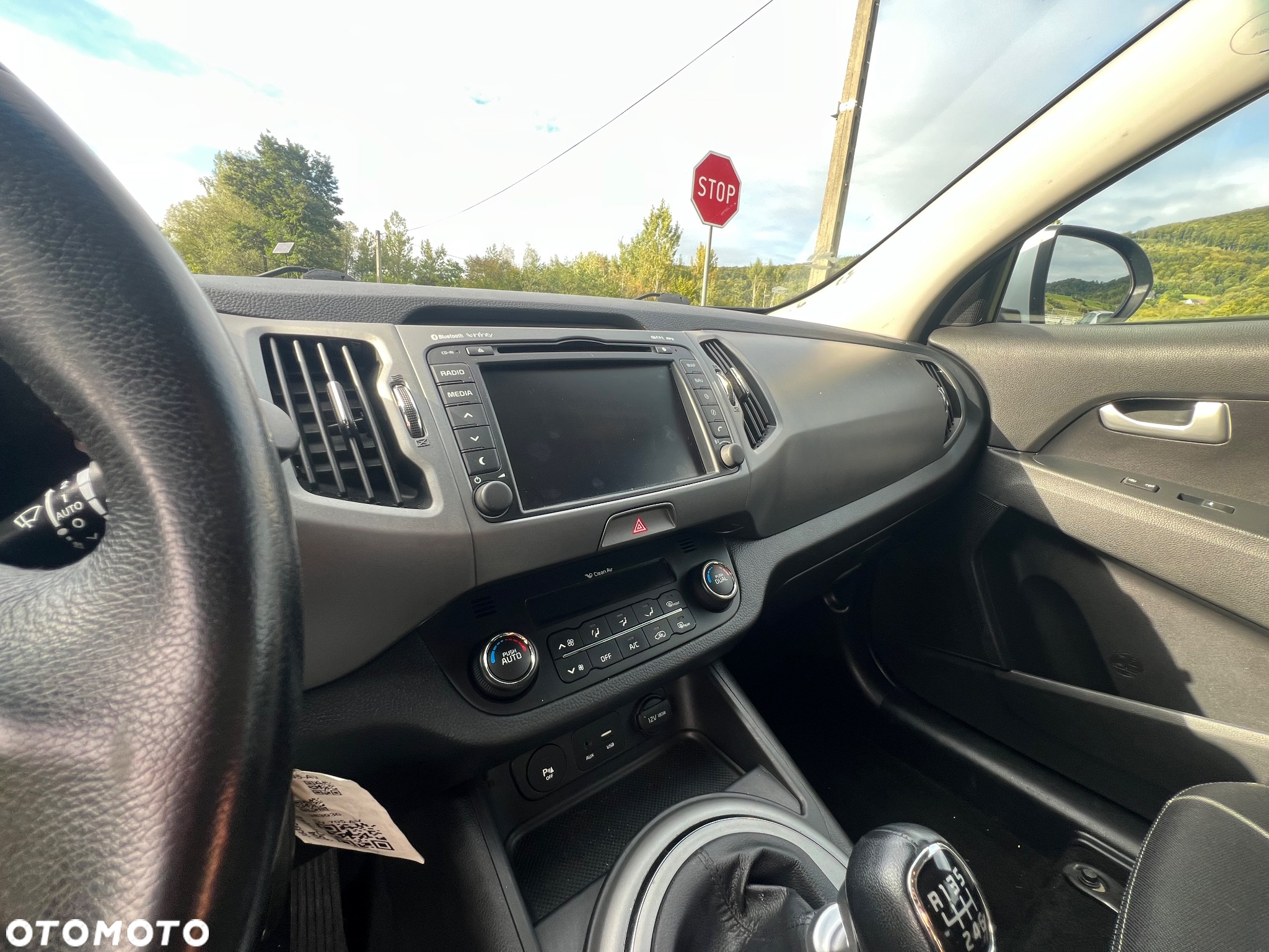 Kia Sportage 1.7 CRDI 2WD Dream-Team Edition - 22