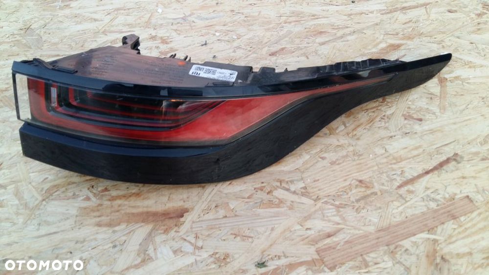 RANGE ROVER EVOQUE LAMPA PRAWA TYLNA LED 19-20r K8D2 13404CC FR26830204 - 2