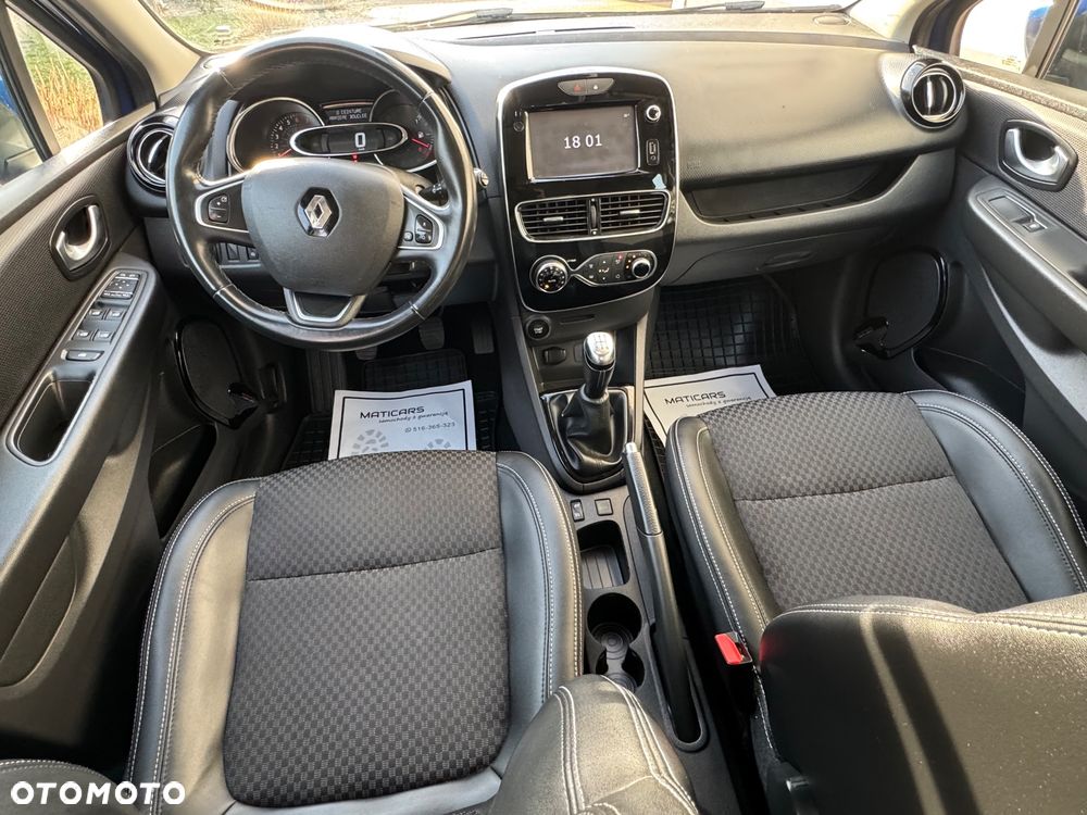 Renault Clio - 23