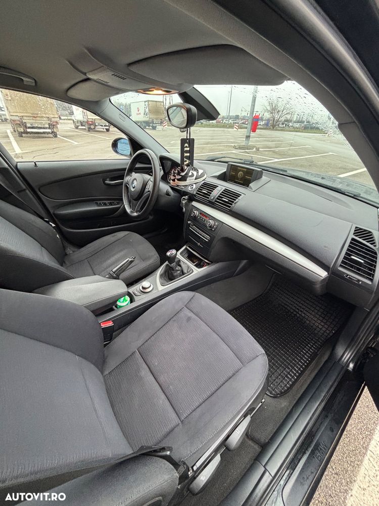 BMW Seria 1 - 12