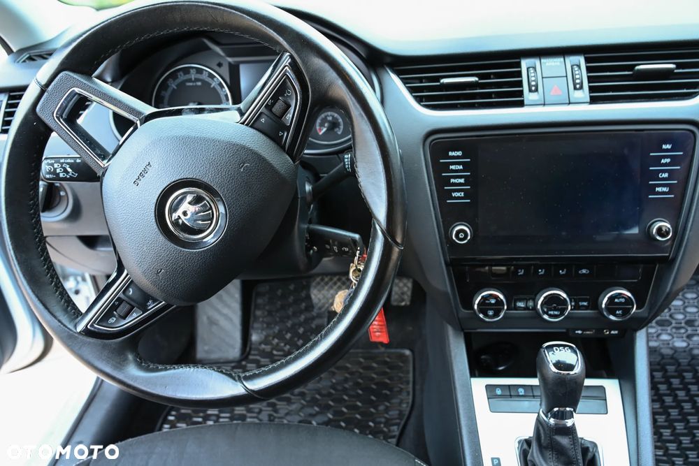 Skoda Octavia 2.0 TDI DSG Style - 13
