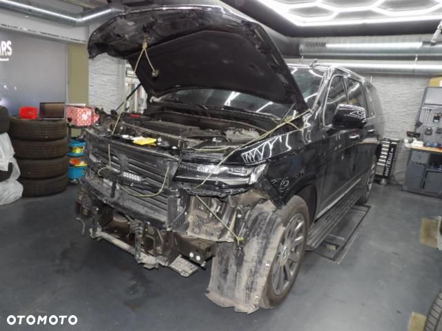 Cadillac Escalade 6.2 V8 ESV Platinum - 5