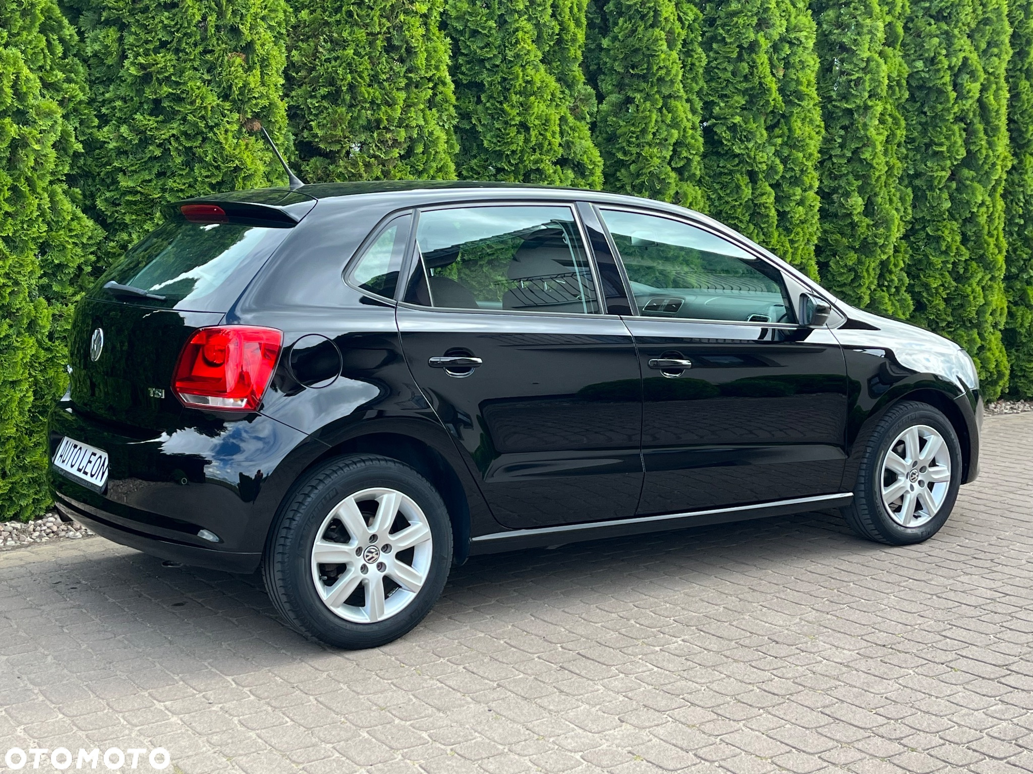 Volkswagen Polo 1.2 TSI Blue Motion Technology Comfortline - 10