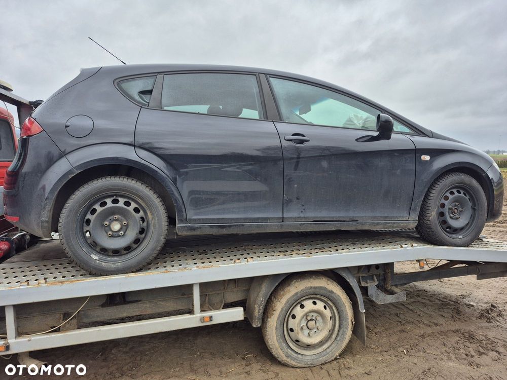 Części seat leon II 1.9 tdi bkc 105km kolor LC9Z