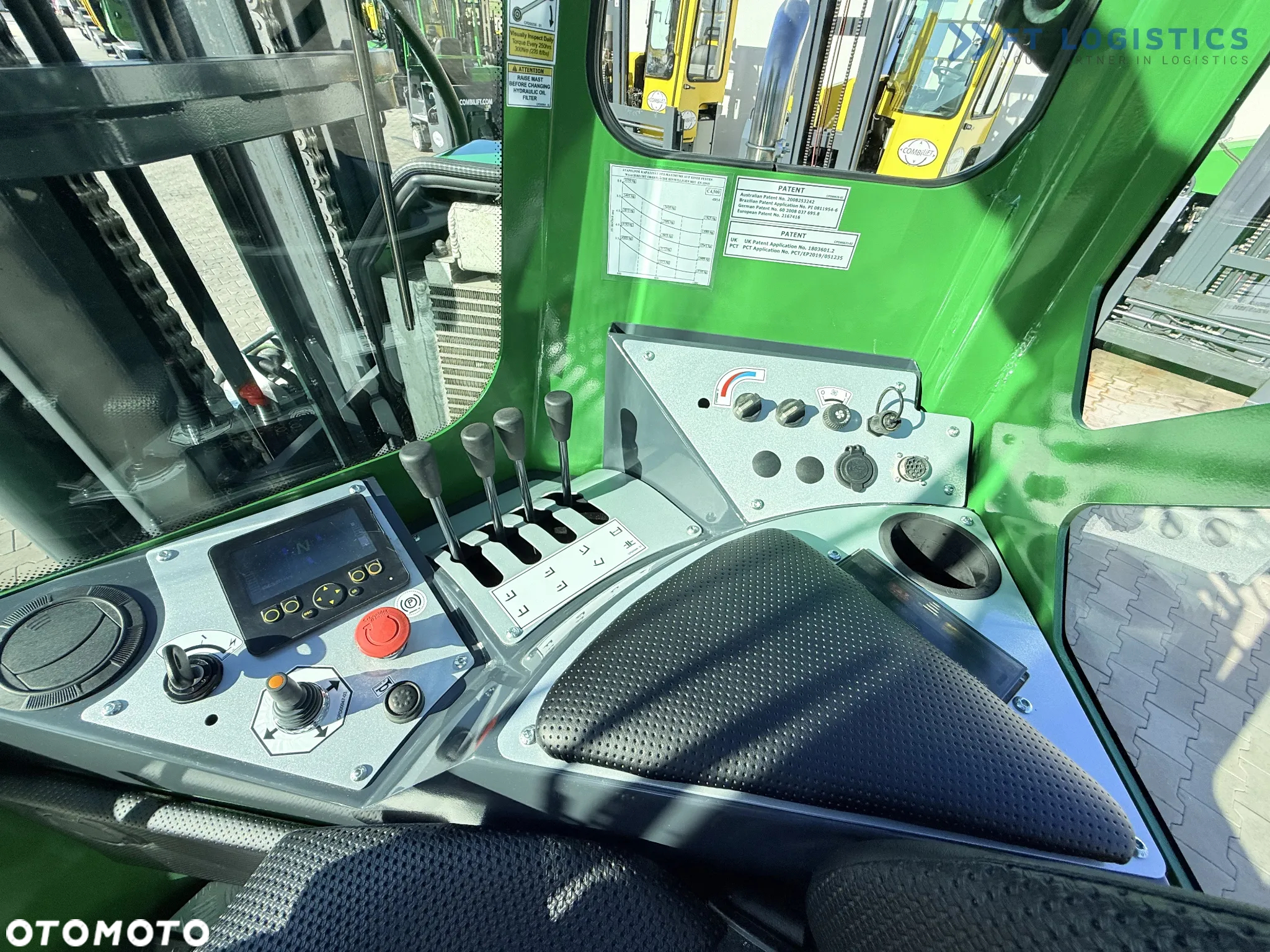 Combilift WÓZEK CZTEROKIERUNKOWY - WIELOKIERUNKOWY C4500 / DIESEL / TRIPLEX 4900MM /JEDYNE 4854 MOTOGODZIN /  POZYCJONER WIDEŁ / PEŁNA KABINA - OGRZEWANIE / STAN IDEALNY / Szeroka oferta wózków czterokierunkowych i bocznych, dopasowanych do różnorodnych potrzeb i zastosowań - 27
