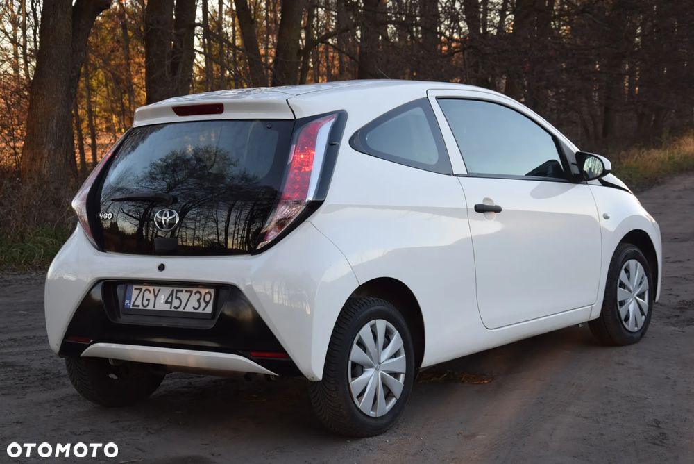 Toyota Aygo x - 6