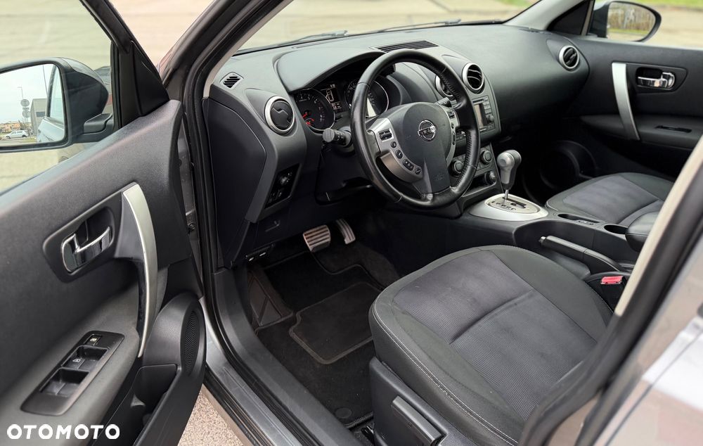 Nissan Qashqai 2.0 CVT 360 - 6