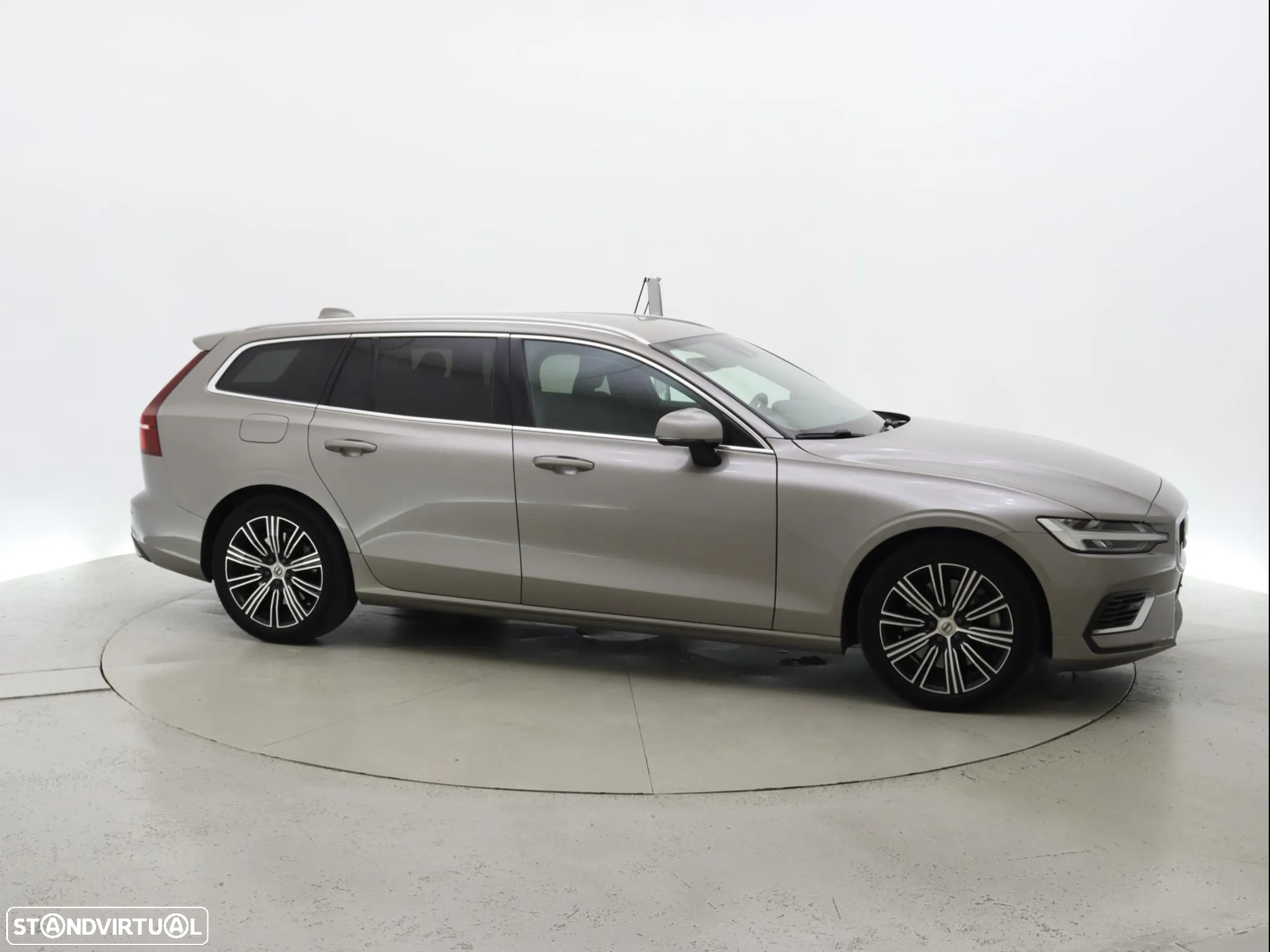 Volvo V60 2.0 T6 AWD TE R-Design Expression - 9