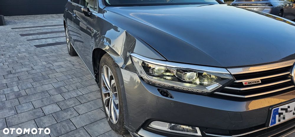 Volkswagen Passat Variant 2.0 TDI SCR 4Motion DSG Highline - 11