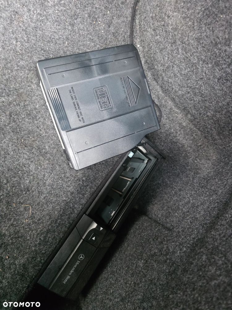 Mercedes-Benz CLK - 10