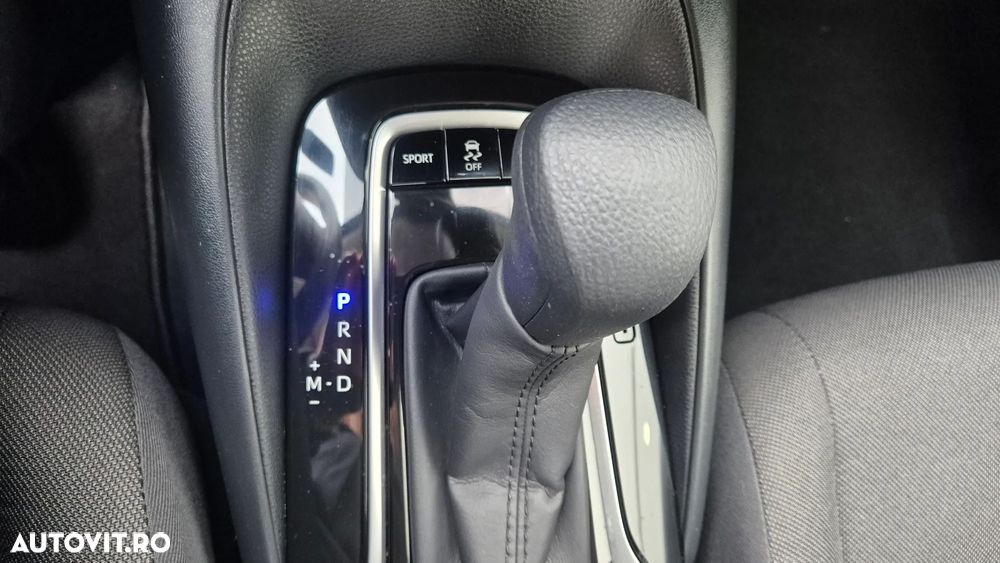 Toyota Corolla - 21