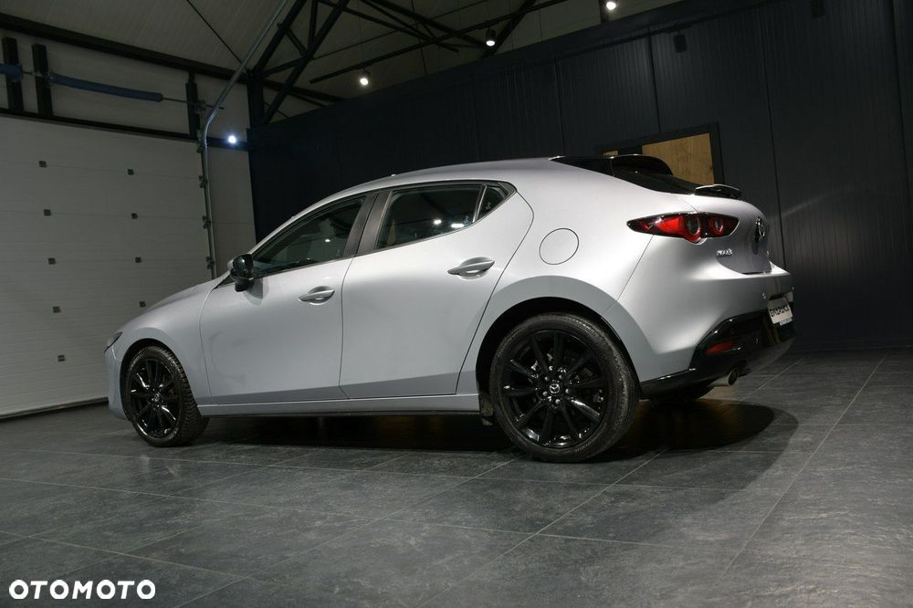 Mazda 3 2.0 mHEV Hikari - 11