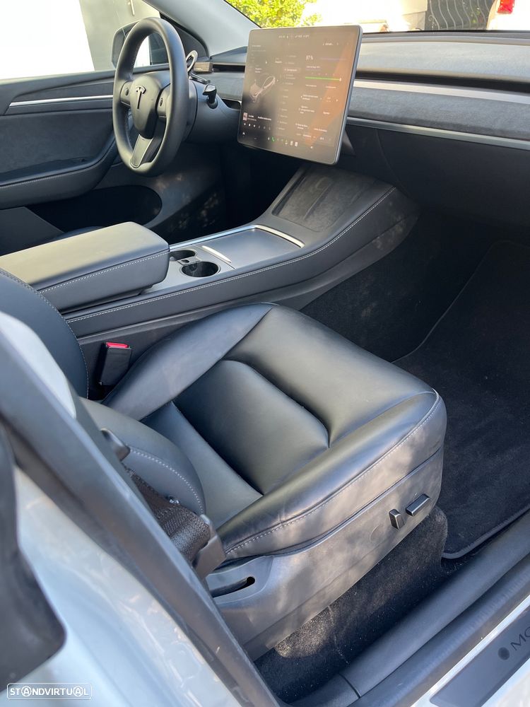 Tesla Model Y Tração Traseira - 17