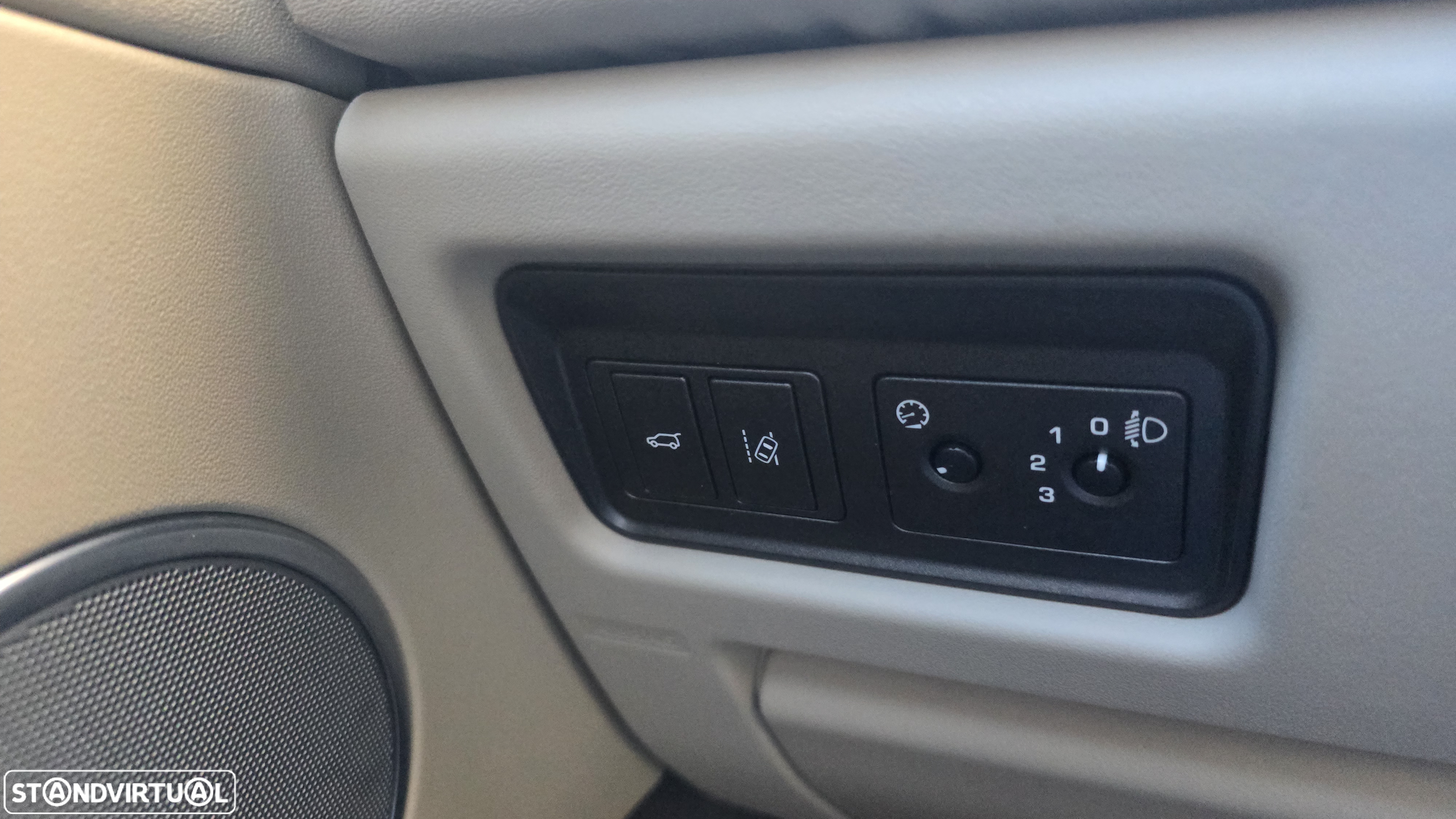 Land Rover Range Rover Evoque 2.0 TD4 SE - 31