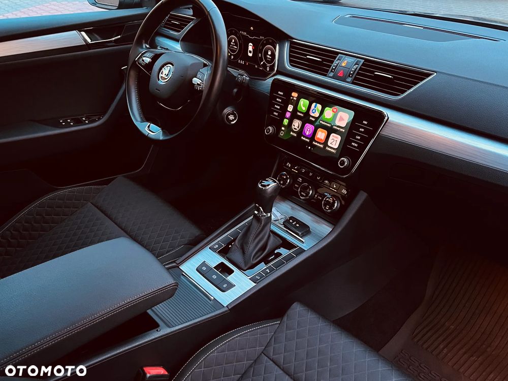 Skoda Superb 1.5 TSI Ambition DSG - 24
