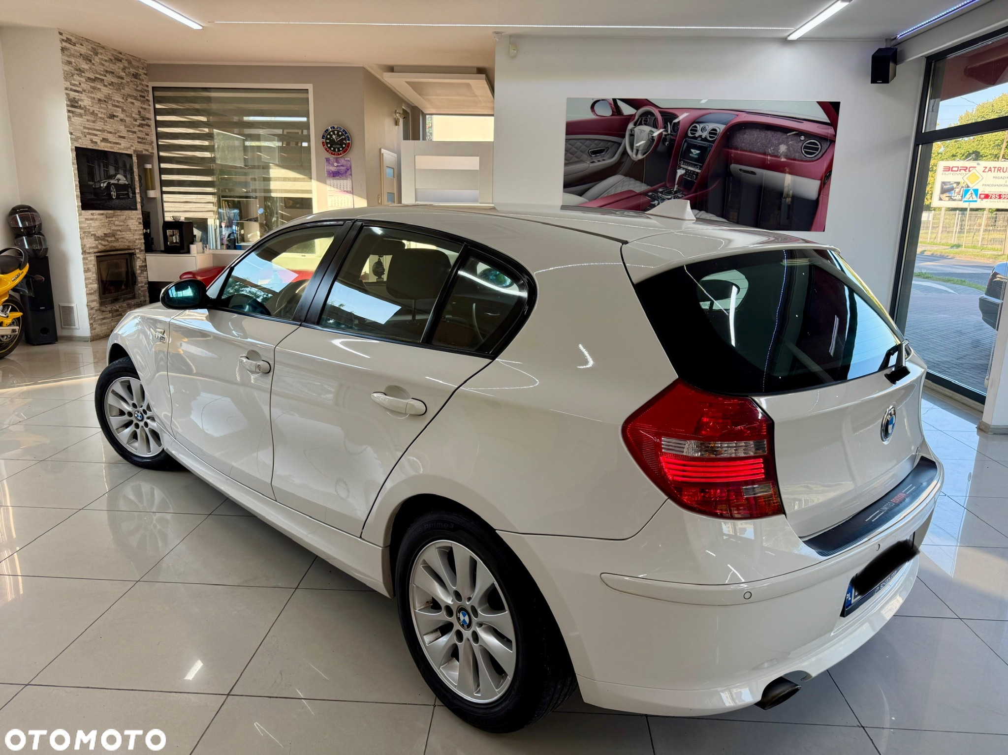 BMW Seria 1 116i - 28