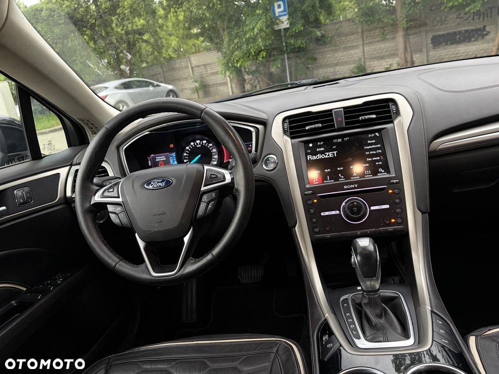 Ford Mondeo Vignale 2.0 Hybrid - 18