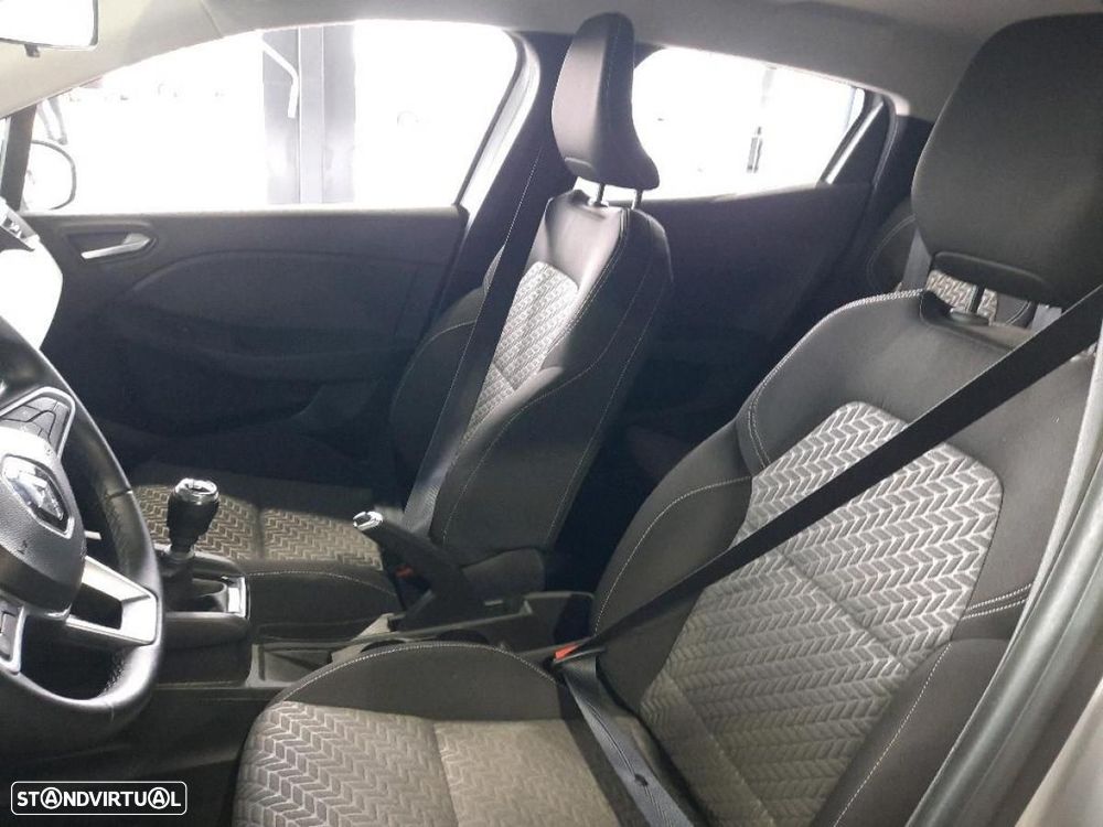 Renault Clio 1.0 TCe Evolution Bi-Fuel - 6