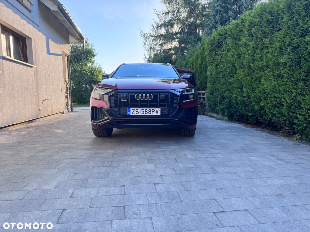 Audi Q8 - 10