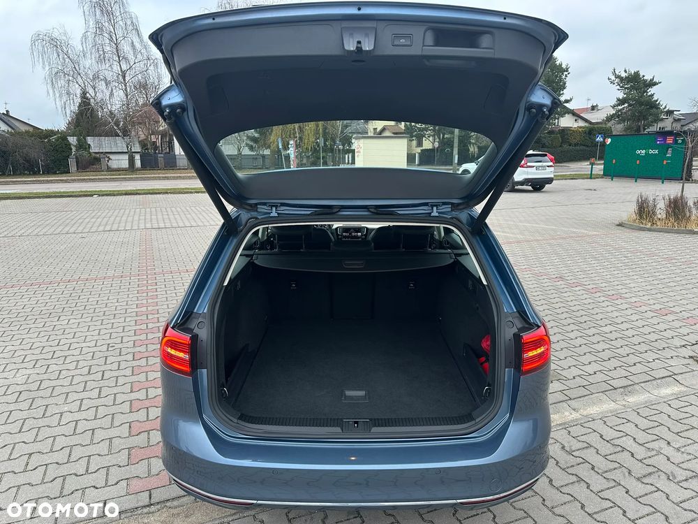 Volkswagen Passat 2.0 TDI BMT Highline - 18