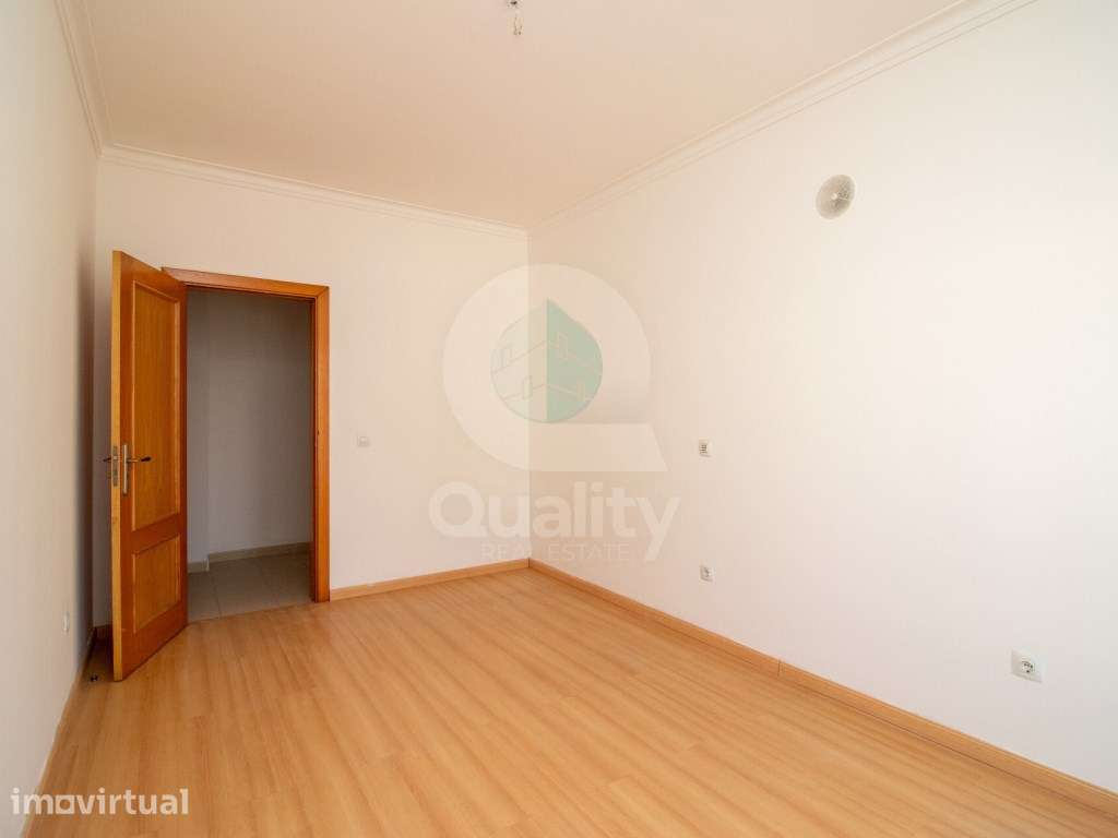 T2+2 Duplex com Parqueamento - Grande imagem: 5/33