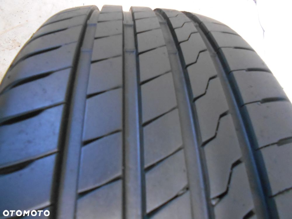 OPONA POJEDYNKA 205/50R17 FIRESTONE ROADHAWK DOT 3522 7MM - 2