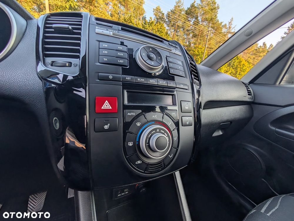 Kia Venga 1.6 L - 28