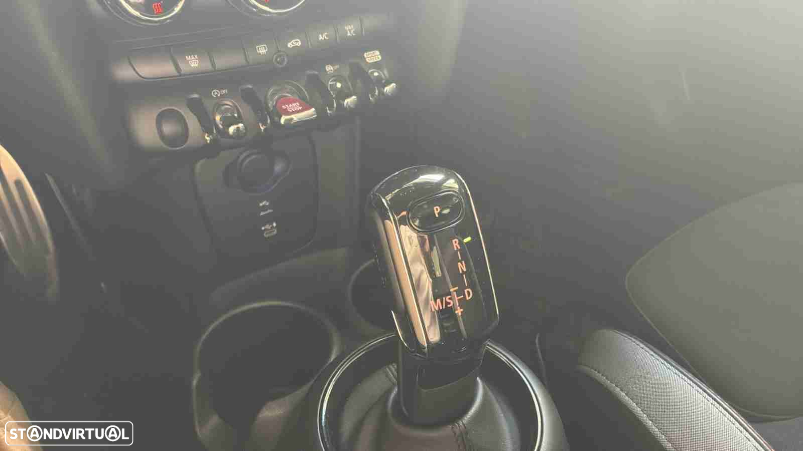 MINI 3 Portas John Cooper Works Plus Auto Desportiva - 8