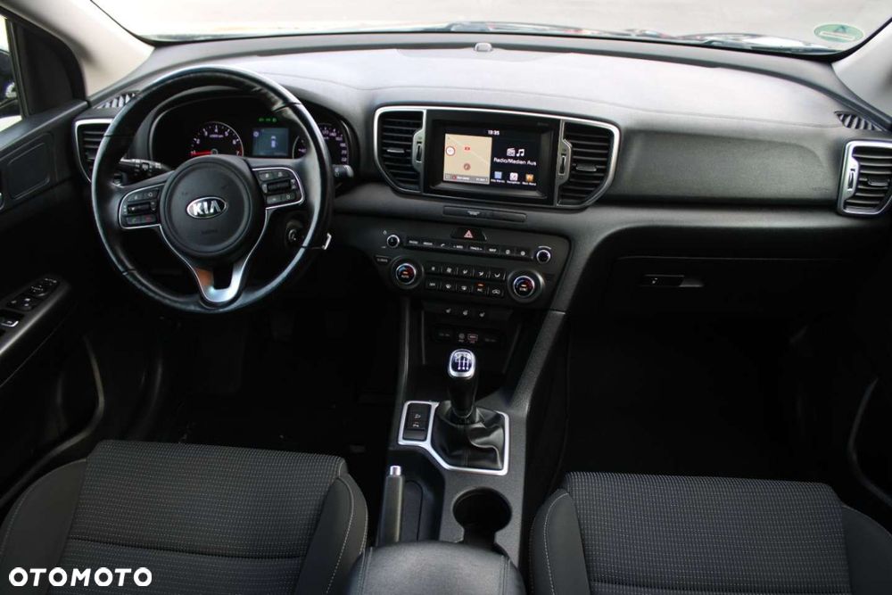 Kia Sportage 1.6 GDI 2WD Attract - 33